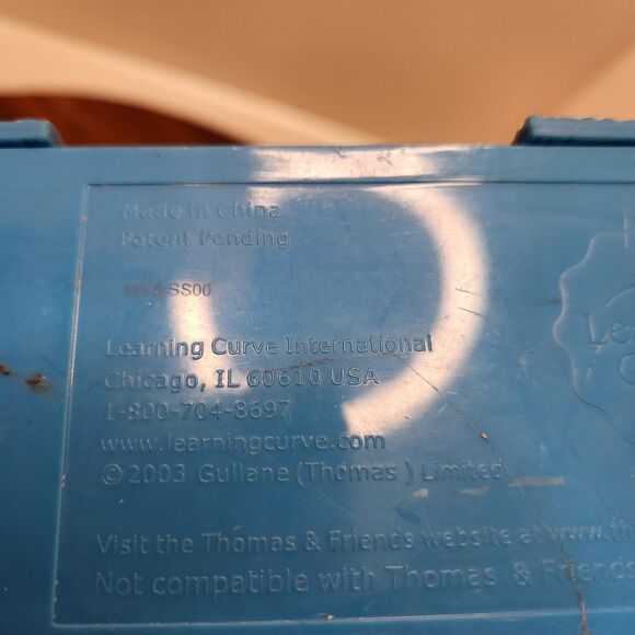 2003 Thomas & Friends Carry Case – Sodor Engine Works – Gullane - Picture 7 of 7